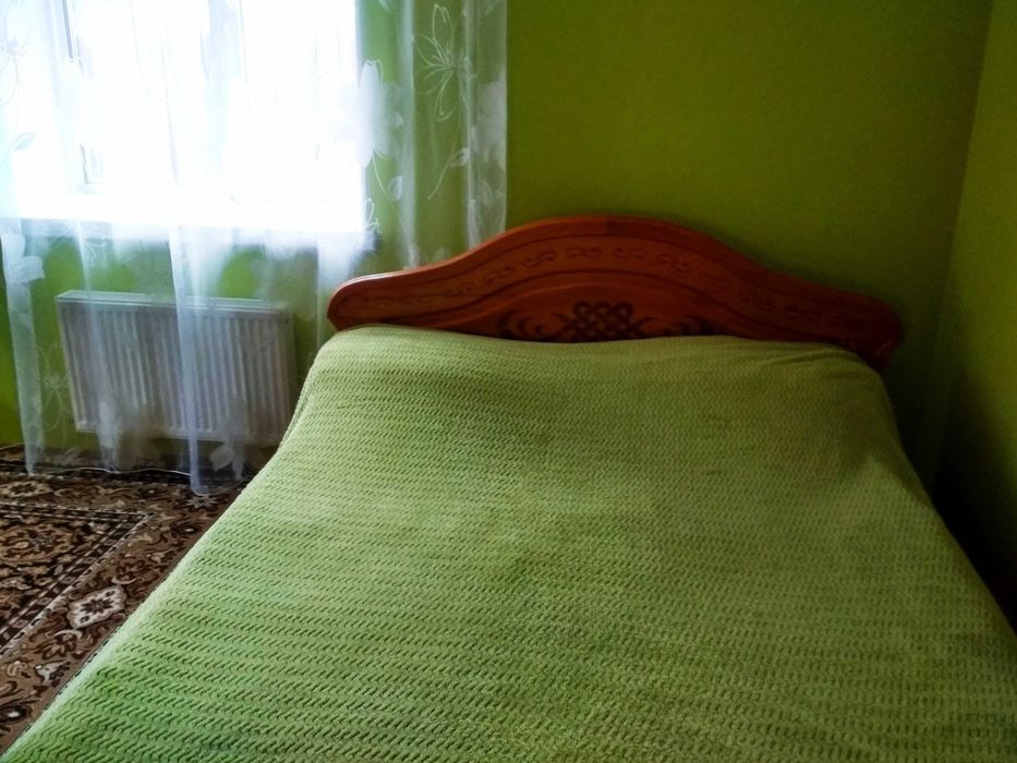 Здається житло подобово, тихе місце.