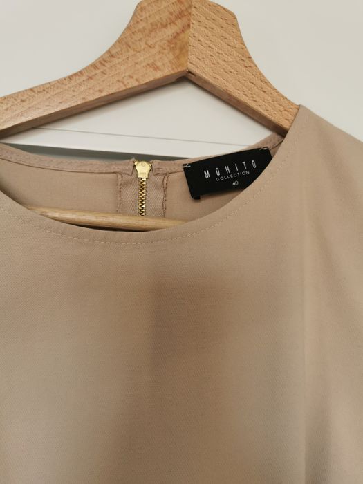 Sprzedam sukienkę bezową Mohito L