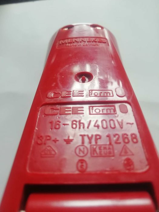 Gniazdo siłowe ścienne 16A 4Piny