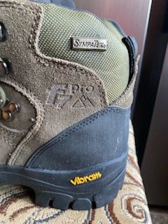 Sprzedam buty zimowo górskie