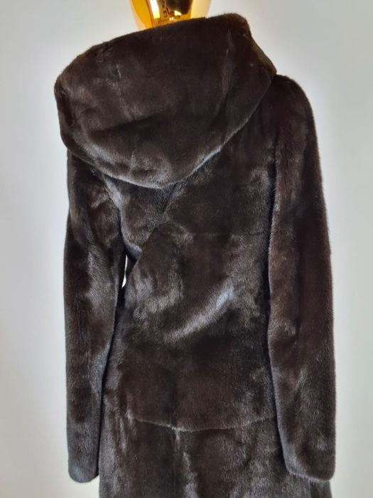 Норкова шуба фірми Marco vanoli