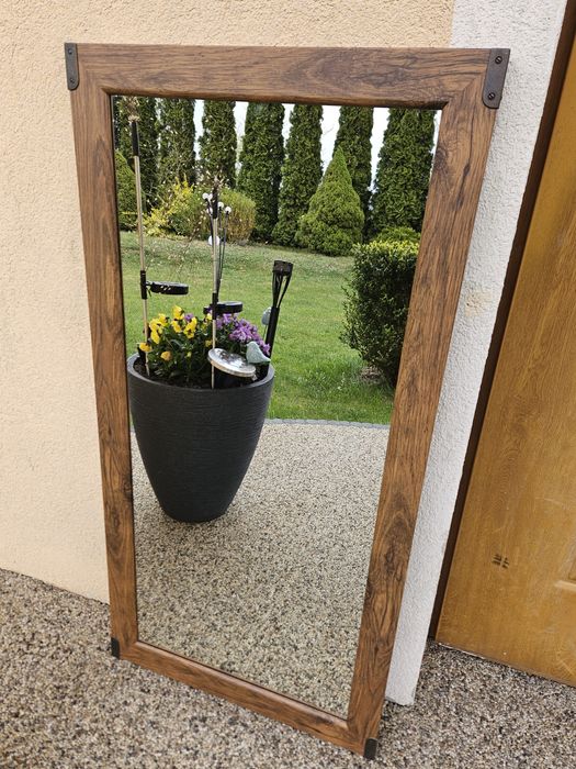 Lustro w drewnianej ramie 100x50 cm