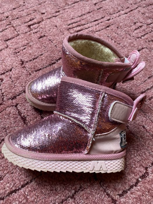 Курточка , костюм , угги 104-110