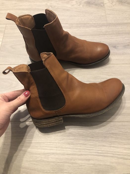 Ботінки шкіряні, зручні