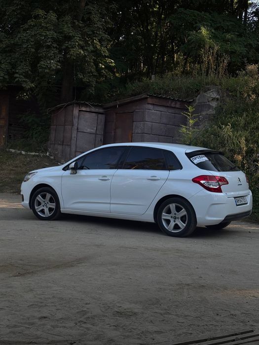 Citroen C4 2012 VIN VF7NC9HP0CY575077 фото оголошення 2 з 17