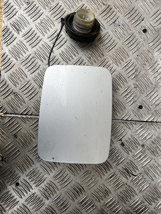 Лючок бензобака kia sorento 08г киа соренто