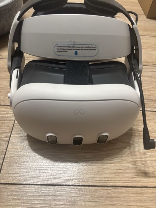 Meta quest 3 + bobovr m3 pro + etui