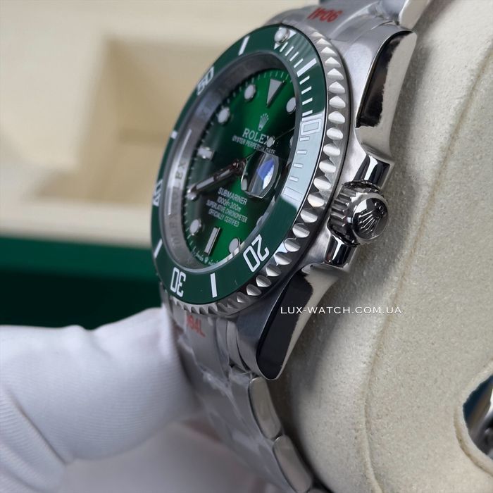 Часы Rolex Submariner  Hulk Ролекс Субмаринер