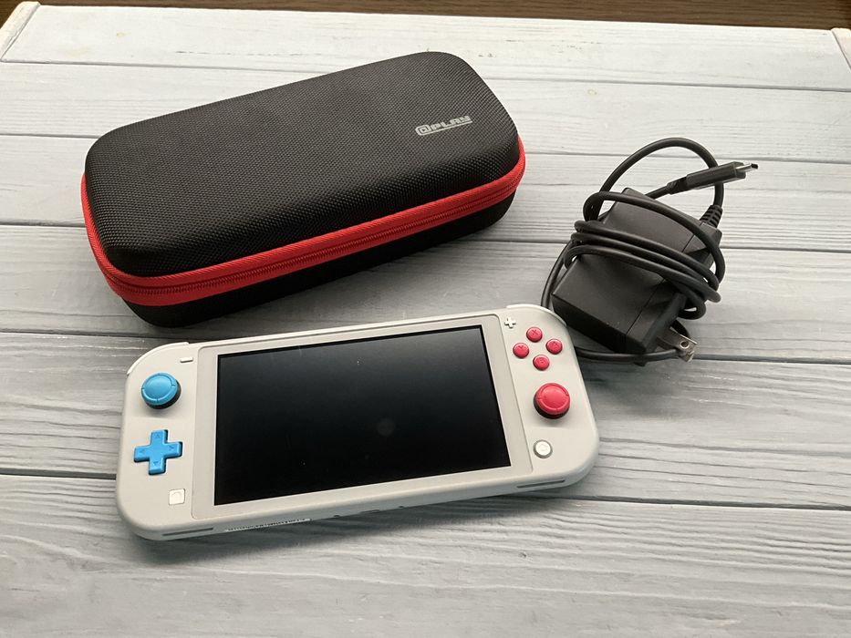Гра Nintendo Switch Lite Zacian and Zamazenta Edition