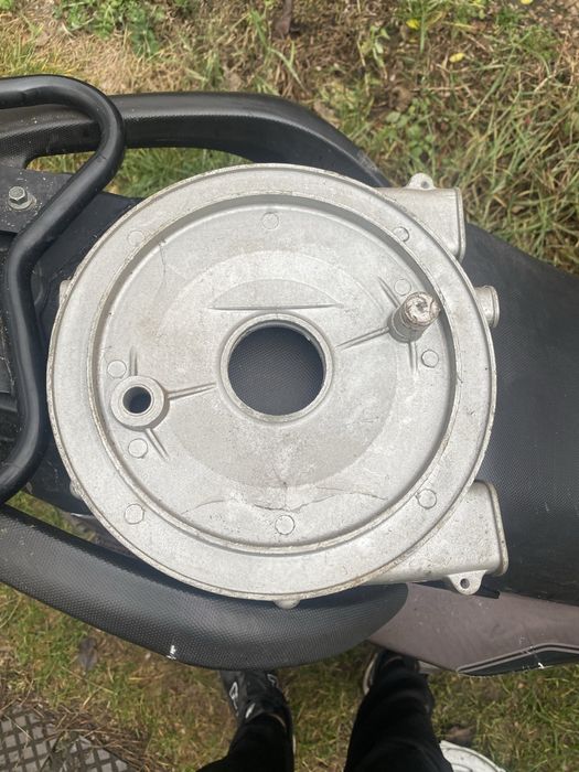 Продам кожух цепи иж новый (ссср)