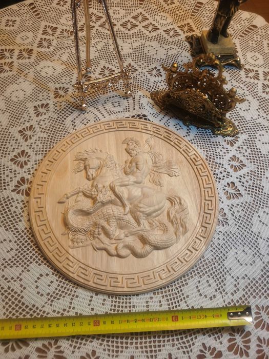 Triumf Wojownika nad Smokiem - Relief , płaskorzeźba