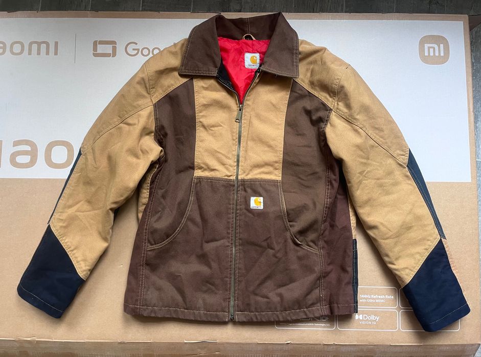 Вінтажна куртка Carhartt Reworked, коричнева