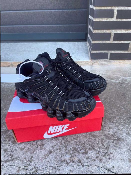 Buty sportowe Nike Shox TL Czarny Rozmiar.38