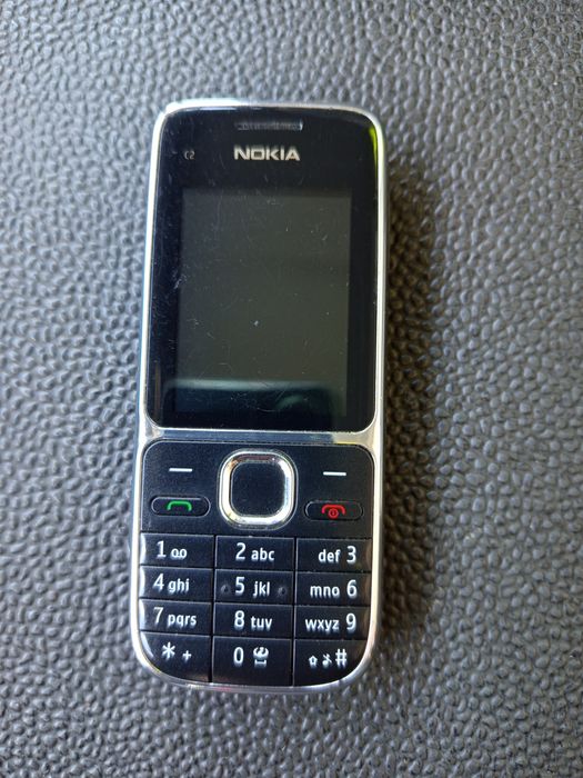 Stary telefon  Nokia C2-01. Działa brak ładowarki