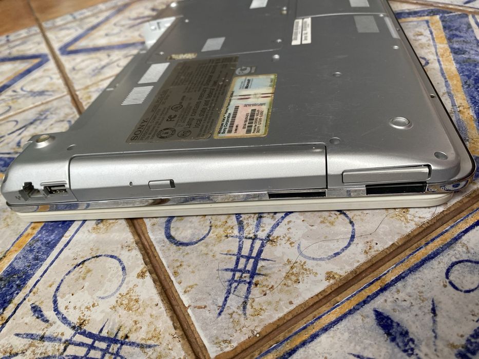 Ноутбук Sony Vaio PCG-5J2L