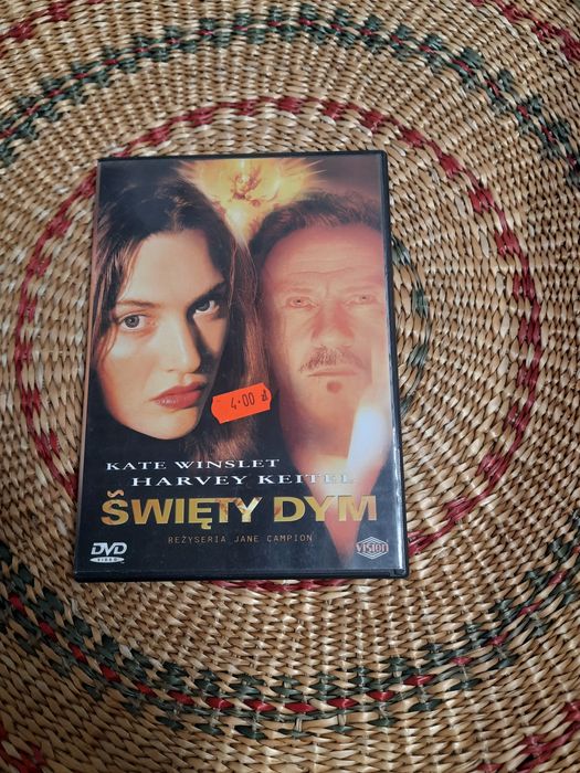 DVD z filmem Święty dym