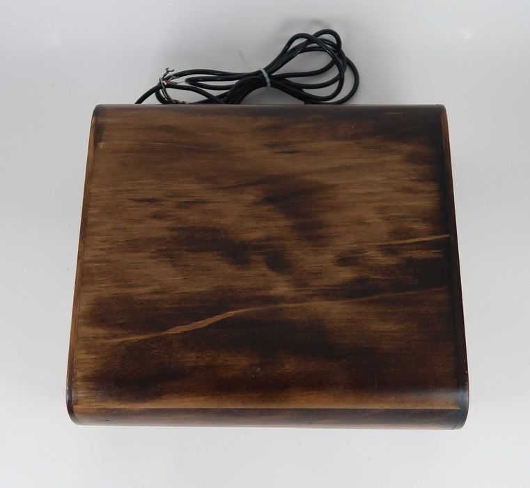 Telefone antigo em caixa madeira Art Deco