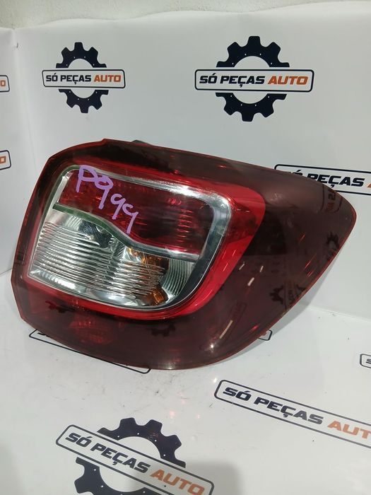 FAROLIM DIREITO BRANCA DACIA SANDERO STEPWAY 0.9TCE ANO: 2014