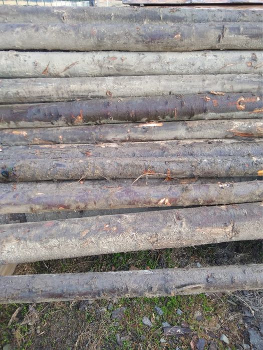 Stemple budownale, żerdzie na huśtawki lub ogrodzenia