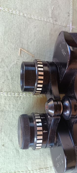 Binóculos Regent 10x50