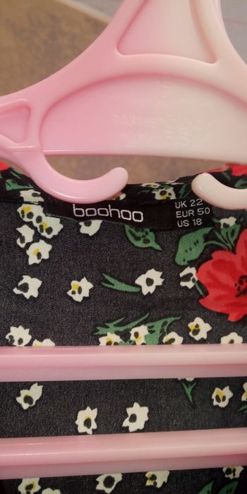 Жіноча сукня вквіти
