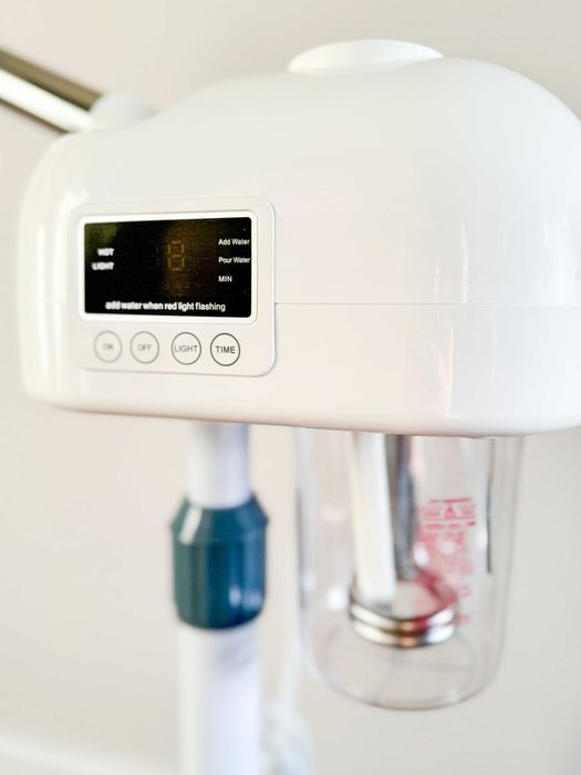 Vaporizador Facial de Pé com Ozono Rickiparodi