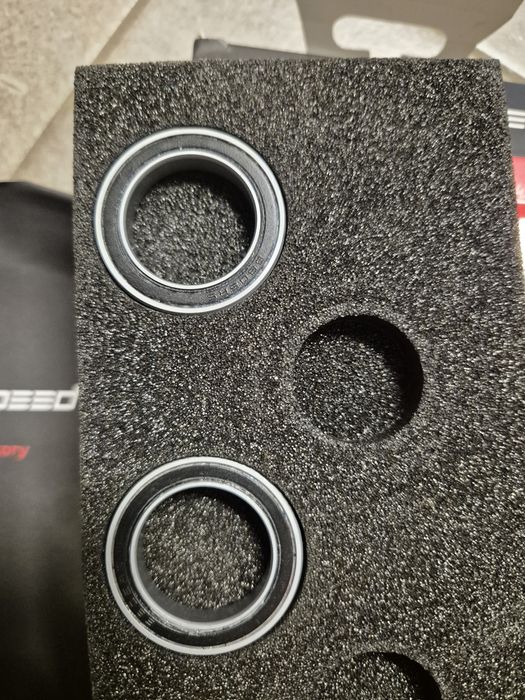 Nowe łożyska Ceramicspeed coated 6805