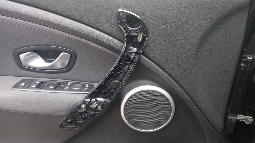 Внутрішня ручка/накладка ручки дверей Рено Меган 3, Флюенс