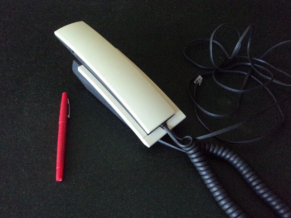 Telefone Iristel