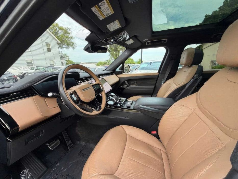 Land Rover Range Rover Sport      2023