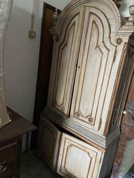 Móvel / Oratório em madeira