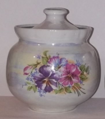 Продам  Молочник і цукерницю виготовлені в радянські часи виготовлені