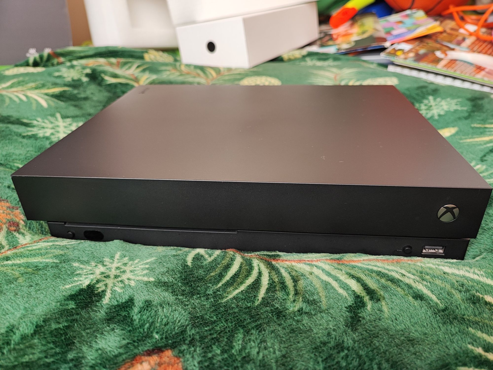 Konsola Xbox One X 1TB 4K HDR Uszkodzona Knurów • OLX.pl
