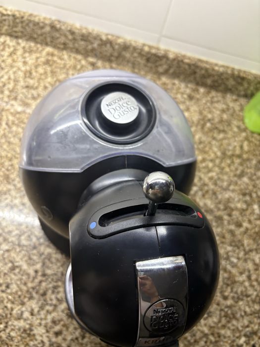Máquina de cafe dolce gusto