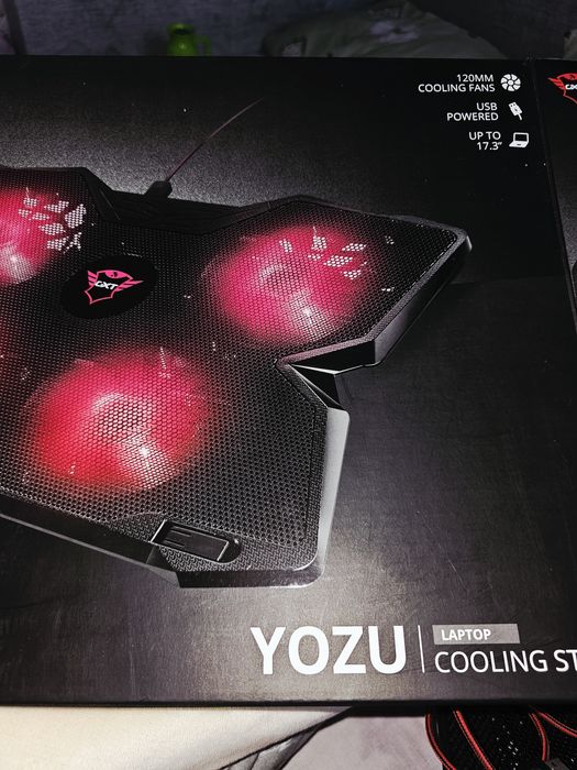 Підставка під ноутбук