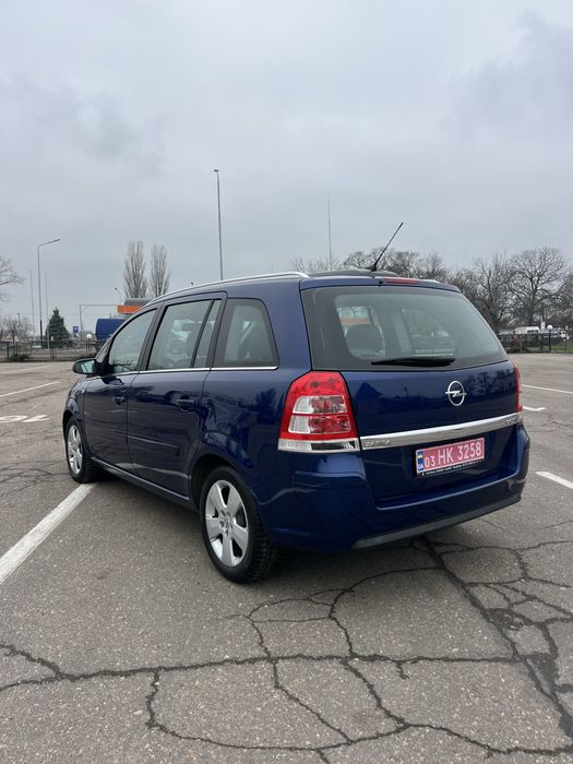 Zafira Максимальна комплектація