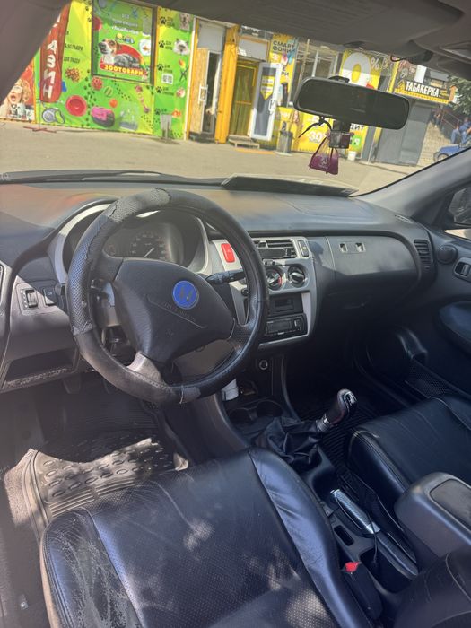 Продам Honda HR-V