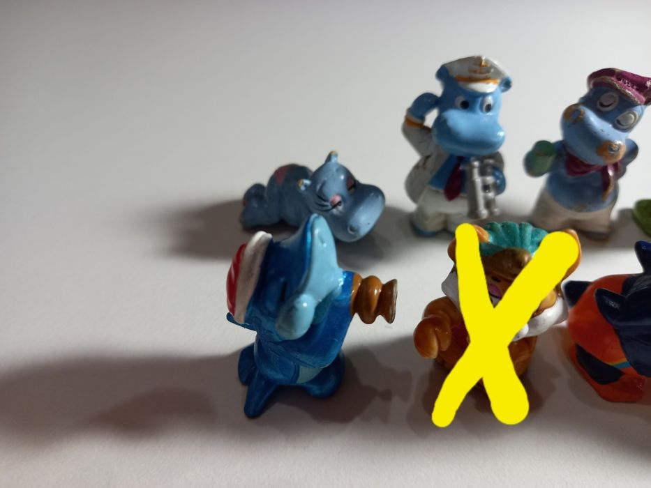 Киндер сюрприз Ferrero разные пингвины бегемоты акула крокодил (8