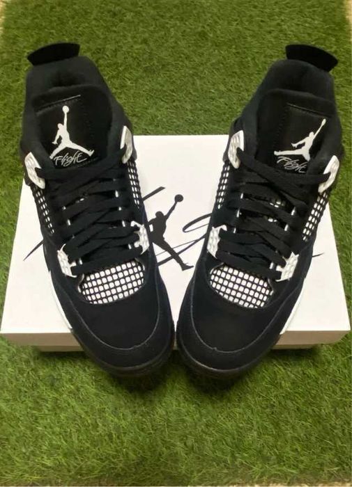 Jordan 4 Retro White Thunder r.39