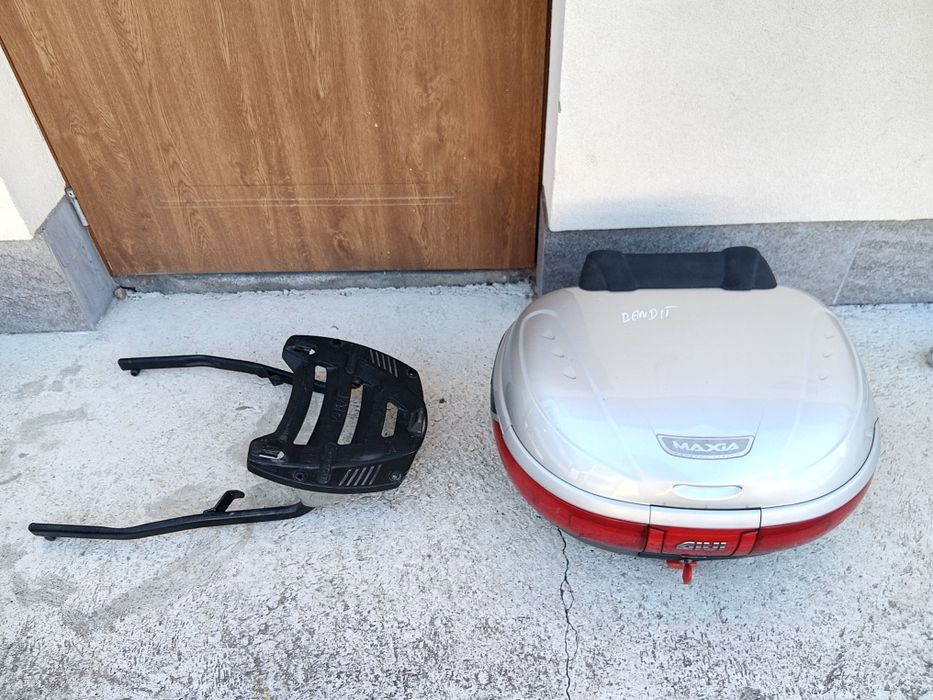 Suzuki Bandit 600 czasza silnik licznik lagi koło tarczę kolektor
