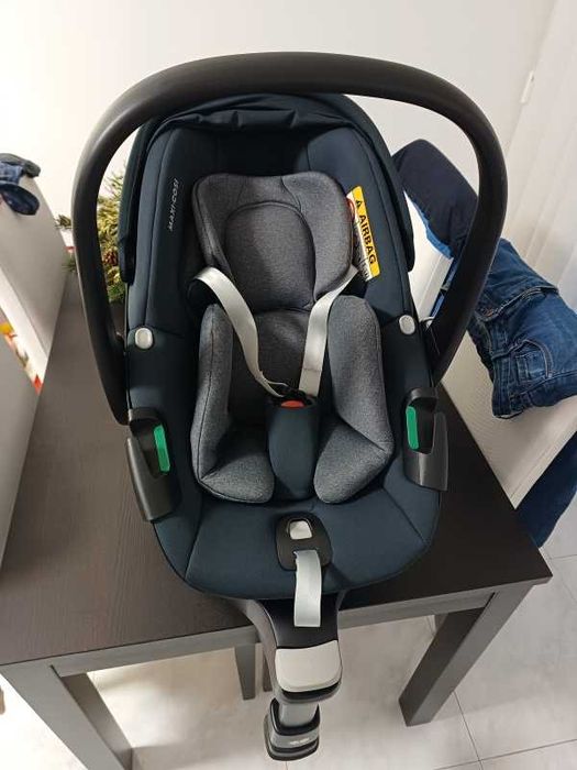 Maxi Cosi Pebble 360 com Isofix