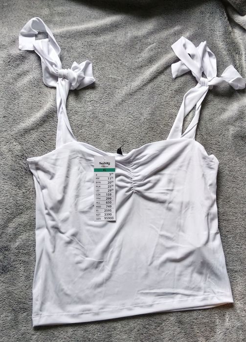 Top i 3xbody Sinsay. Nowe z metka