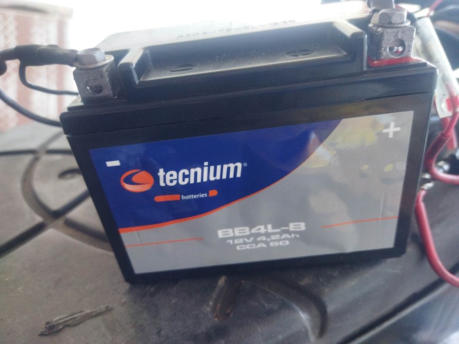 Scooter, acelera, motorizada, ciclomotor, keeway 50cc 2T de garagem