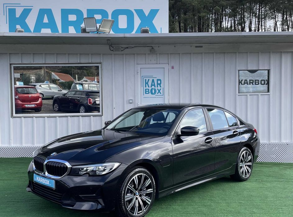 BMW 330 e Híbrido Plug-In Nacional IVA DEDUTIVEL