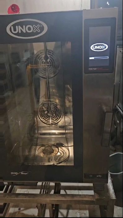 Продам пароконвнктомат Unox Xevc 1011- E1R с гарантией