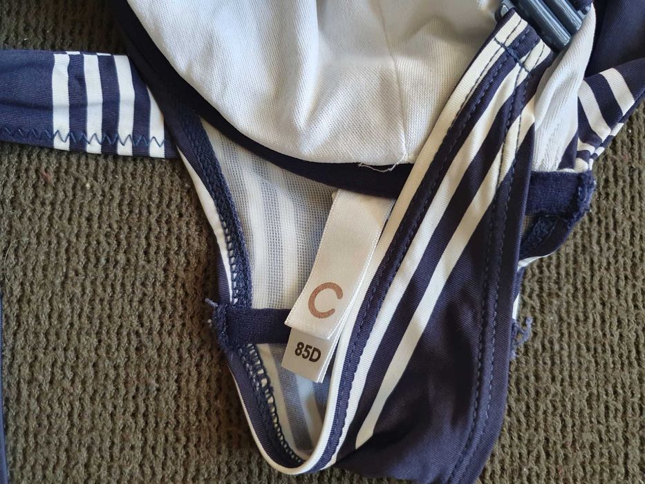 Nowe bikini w paski/ strój kąpielowy