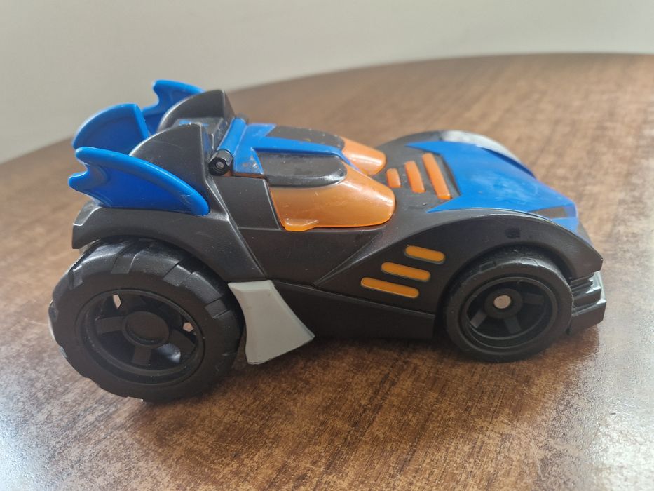 Batmobil  Mattel