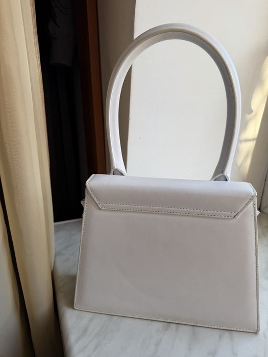JACQUEMUS Сумка Le Grand Chiquioto