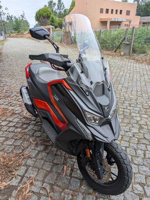 Maxi scooter Kymco DTX 125 TCS