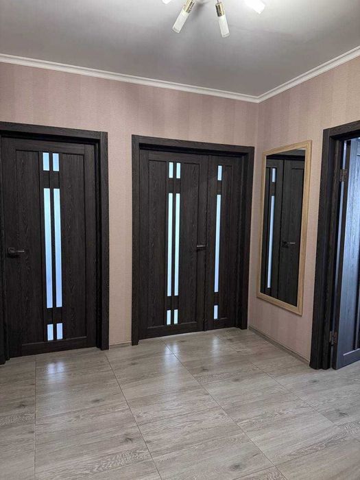 Продам простору 2-кімнатну квартиру